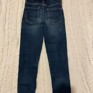 These don’t fit but there from American Eagle, size 0